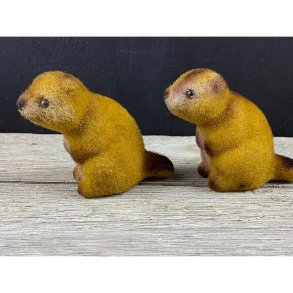 Vintage Flocked Chipmunks Set of 2 Naturecore Cottagecore Made in Hong Kong - Picture 2 of 10